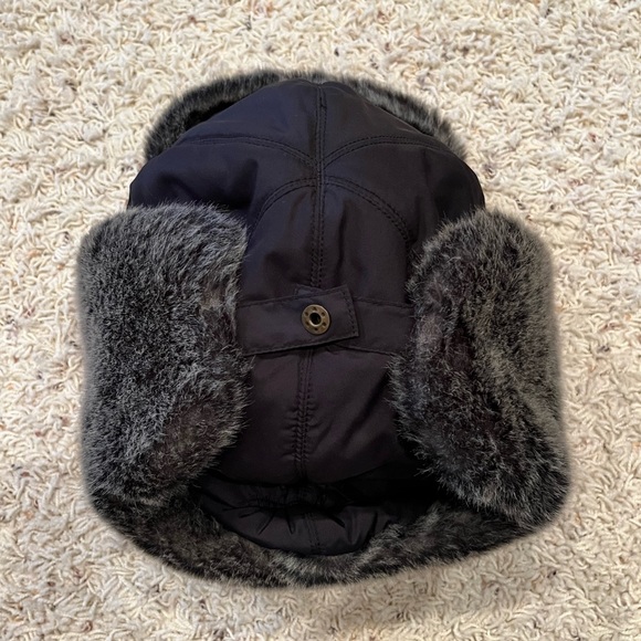 Eddie Bauer Trapper Down Faux Fur Hat - Picture 8 of 8